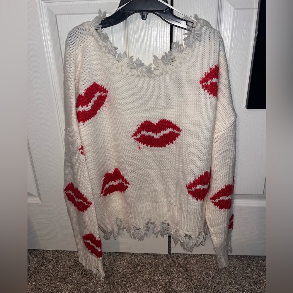 Miracle U.S.A. Lips Sweater - M/L